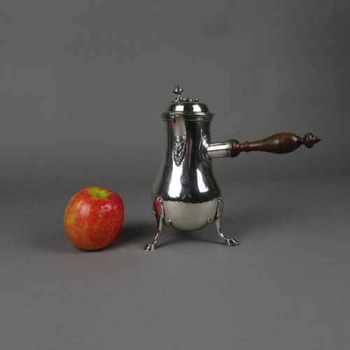 Chocolatière en argent, Paris 1735