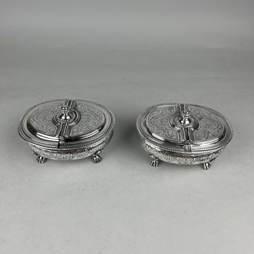 Paire de boîtes à épices