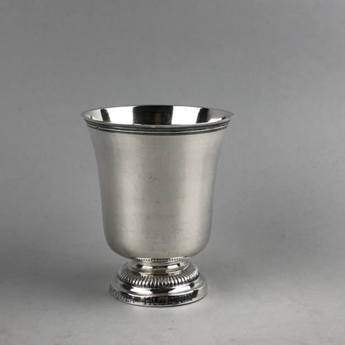 Timbale en argent, Orléans 1780 par P. Caillier